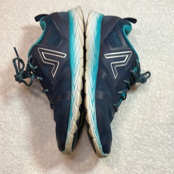 Vionic Brisk Miles sneakers - Picture 6 of 11